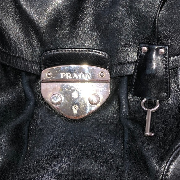 Prada Pushlock Small Flap Vitello Daino - Picture 2 of 8